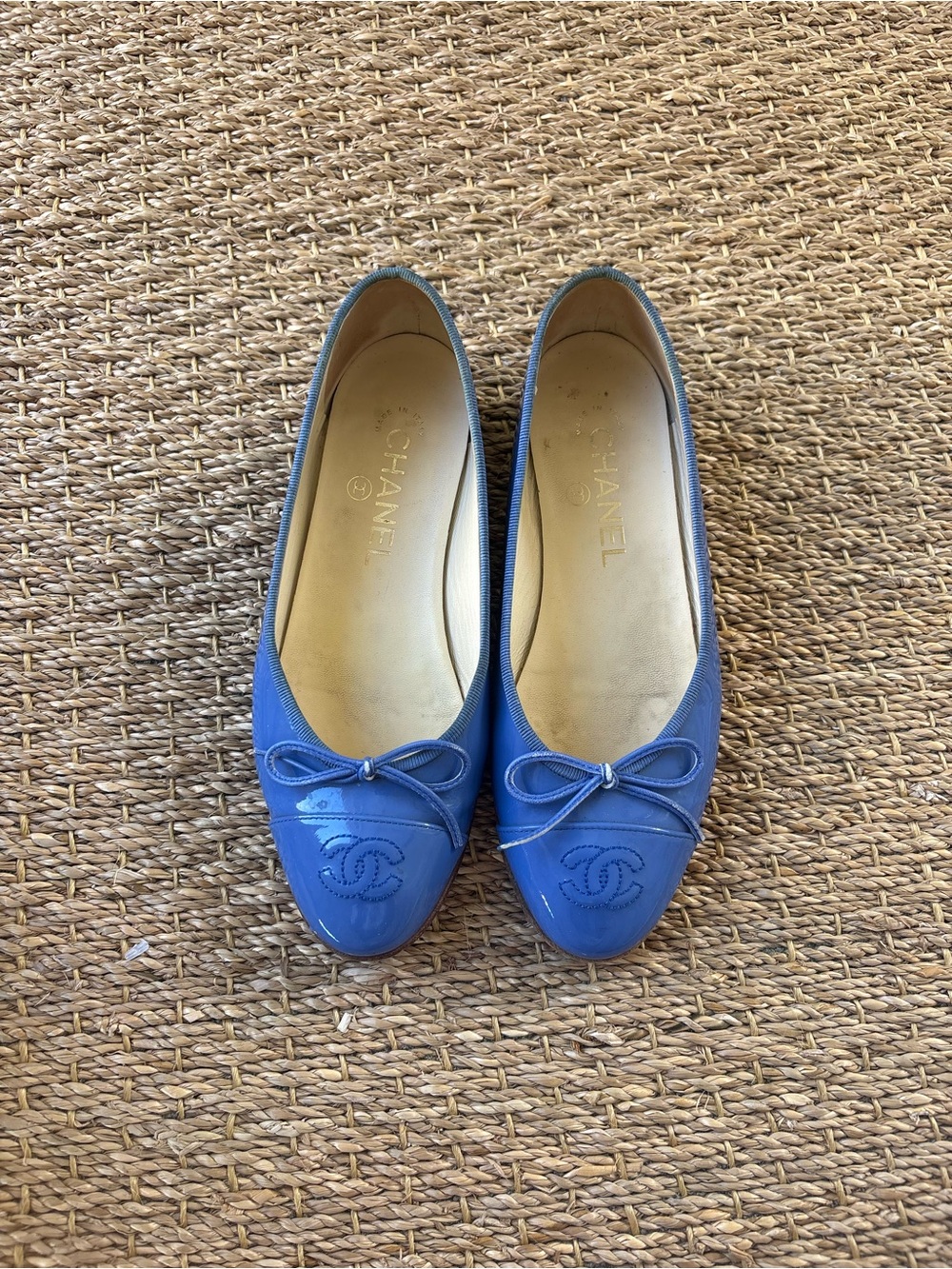CHANEL Blue Leather Ballet Flats with CC Emblem and Bow